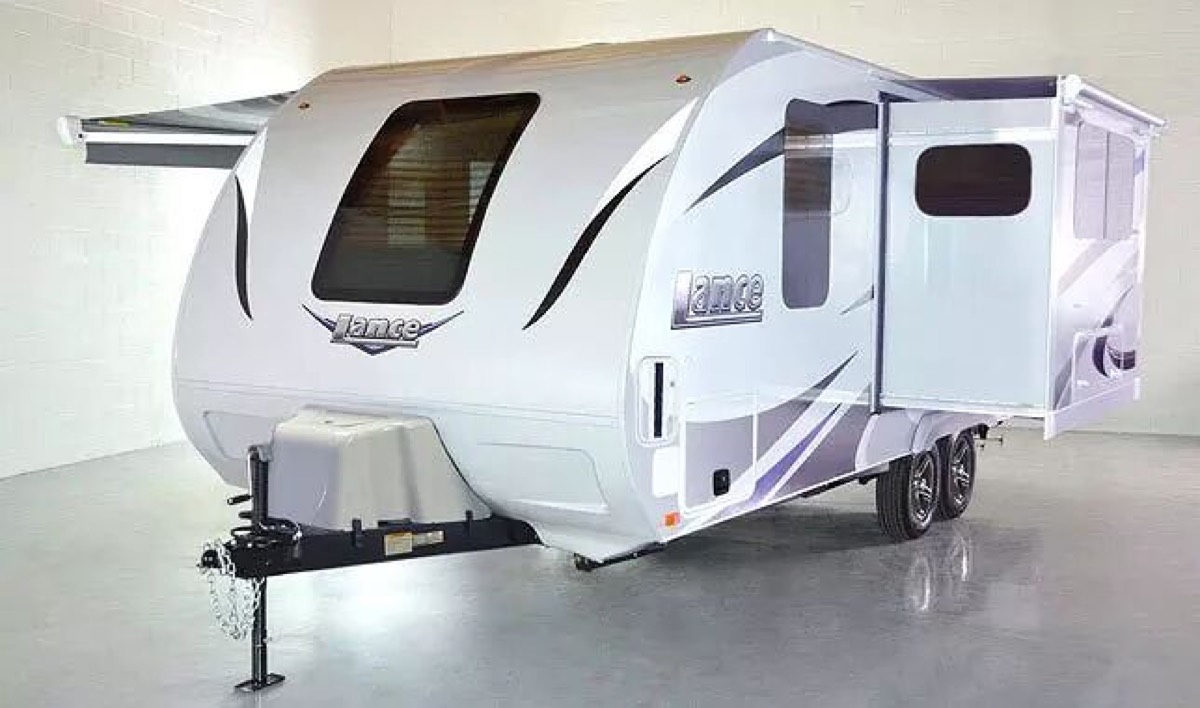2018 Lance 1985 Review