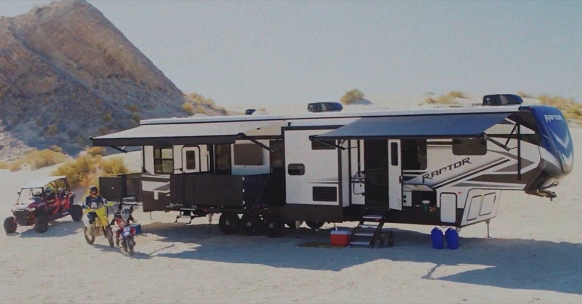 5 Best Features of the Keystone Raptor Toy Hauler